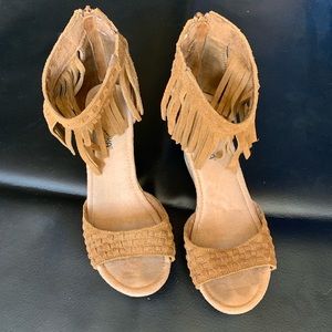 Minnetonka Suede Wedges